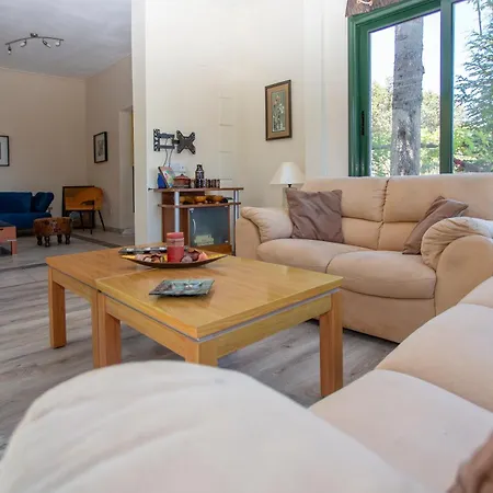 Erato By Agroholidays Villa